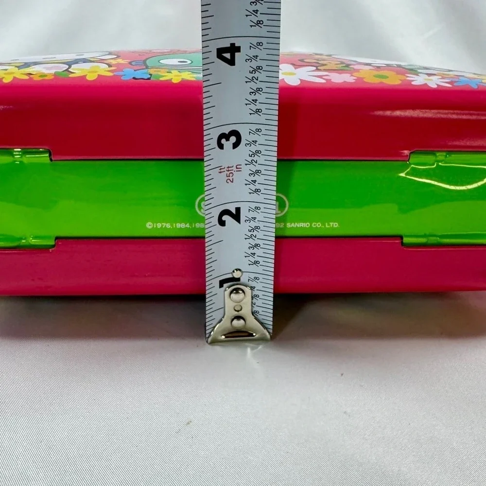 Vintage 1992 Sanrio Character Town Metal Lunch Box Hello Kitty Keroppi Pink Tin